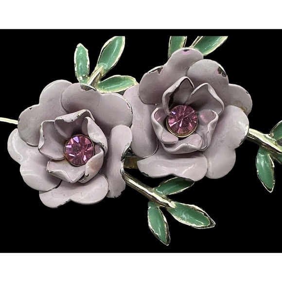 Vtg Enamel Leaf Roses Flower Pin Brooch Light Purple  Green Pink Rhinestone - Picture 2 of 5
